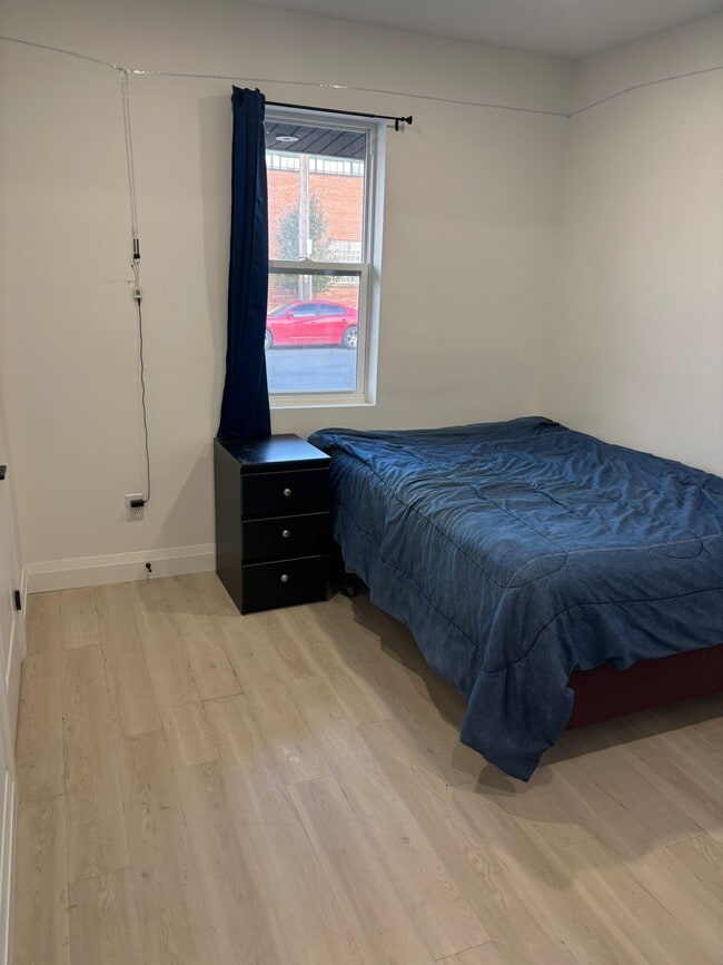 Photo - 833 Albert Rd Unit 1