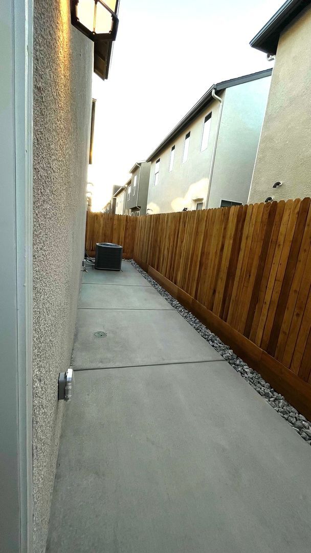 Photo - 4 year old 5 bedroom 2.5 bath home