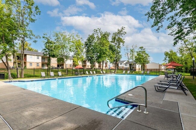 Brookside Manor Apartments and Townhomes