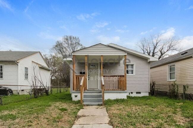 Building Photo - 129 S Old Church St