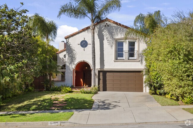 Building Photo - 1019 Chautauqua Blvd Rental