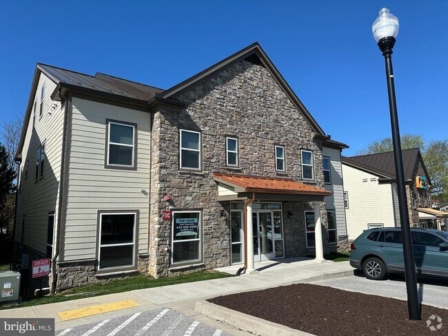 Building Photo - 3307 Demirel Way Unit C Rental