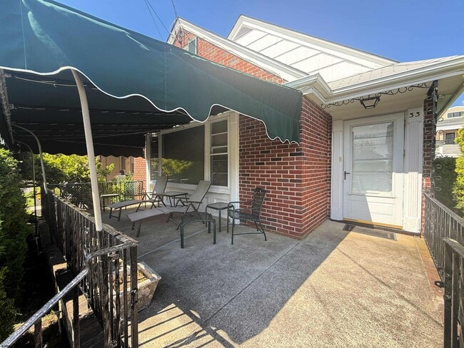 Photo - 33 N Gladstone Ave