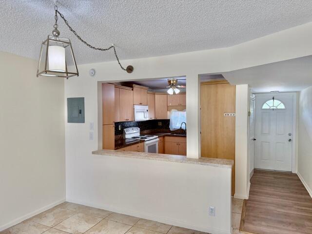 Photo - 8940 S Hollybrook Blvd Unit 208