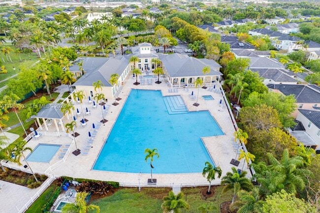 Photo - 2733 NE 3rd Ct Unit 105