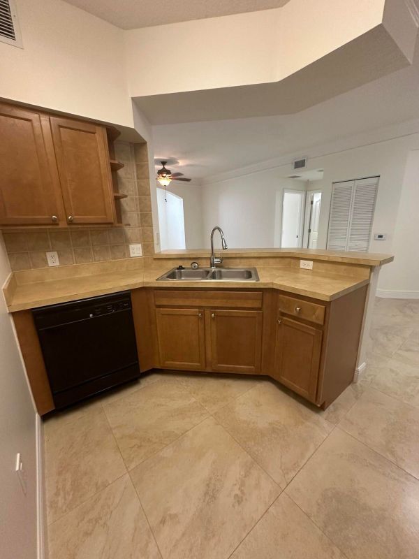 Photo - 9901 Baywinds Blvd