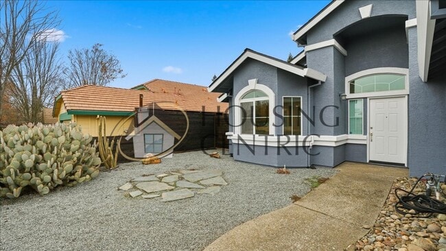 Photo - Stunning Single Story Fair Oaks Rental with Large Backyard in GREAT LOCATION!