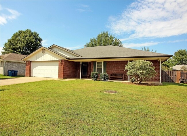 Building Photo - 1205 SE 22nd St