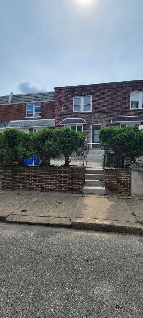 Building Photo - 4424 Marple St