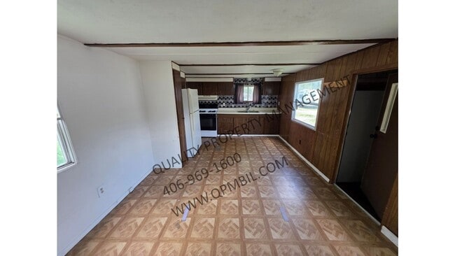 CANARY MOBILE CT - CANARY MOBILE CT Apartment Unit 3909 1/2 BLUEBIRD ST