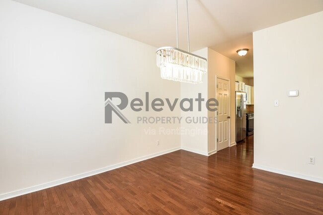 Photo - 2913 Bayfront Way