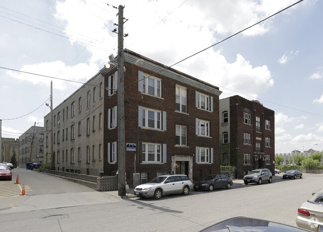507 East 14th