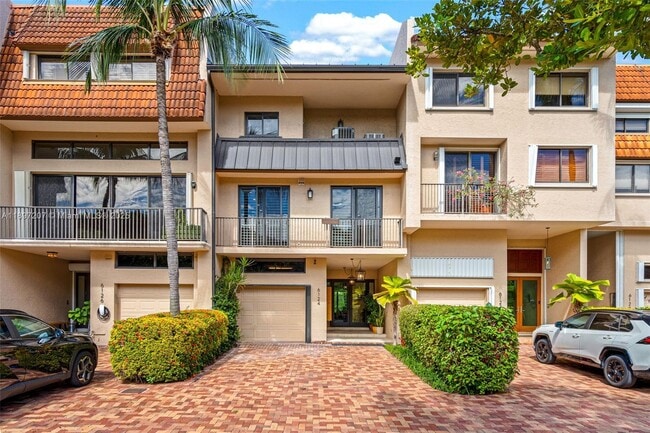 Building Photo - 6124 Paradise Point Dr