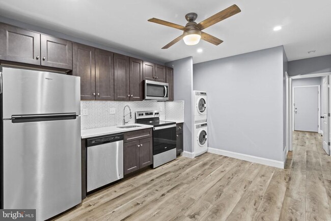 Photo - 418 S 15th St