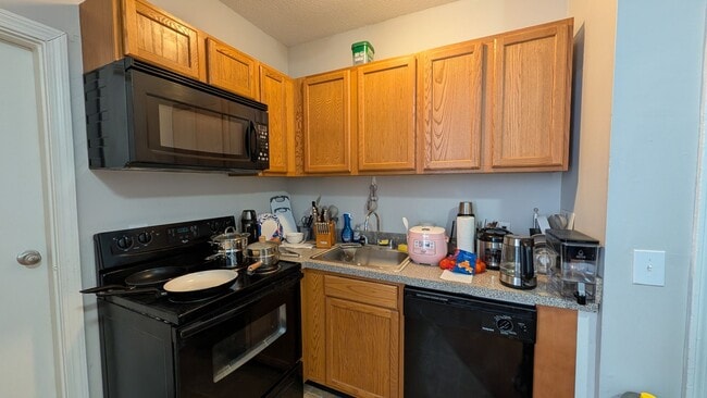 1363 Commonwealth Ave