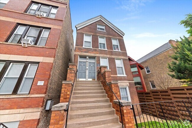Building Photo - 1839 N Hermitage Ave Rental