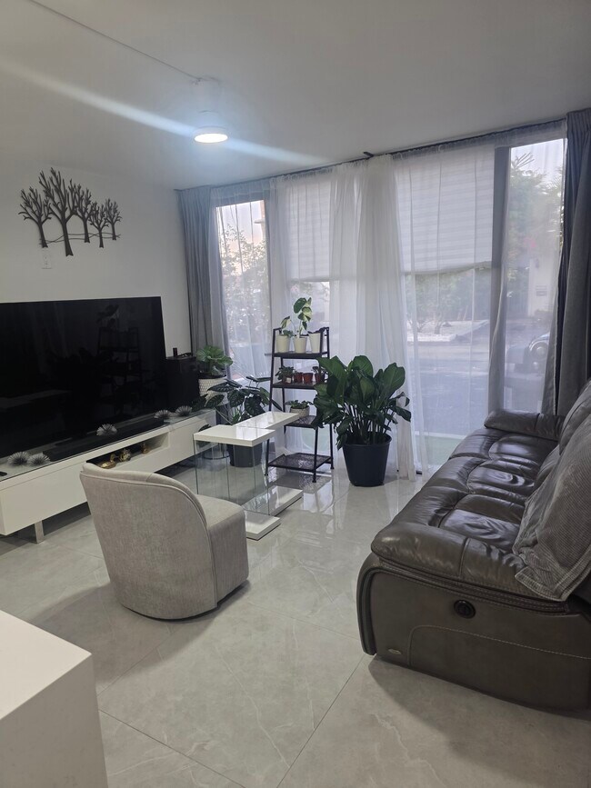 Photo - 6446 Miami Lakes Dr