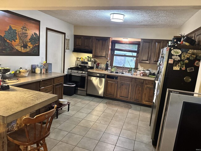 Photo - 1201 S Longwood Dr