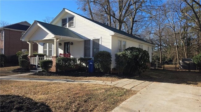 Photo - 615 NW Dyer St