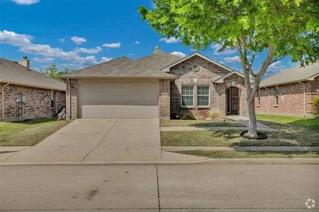 Building Photo - 1905 Nightingale Dr Rental