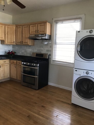 Photo - 4237 N Springfield Ave Apartment Unit 2