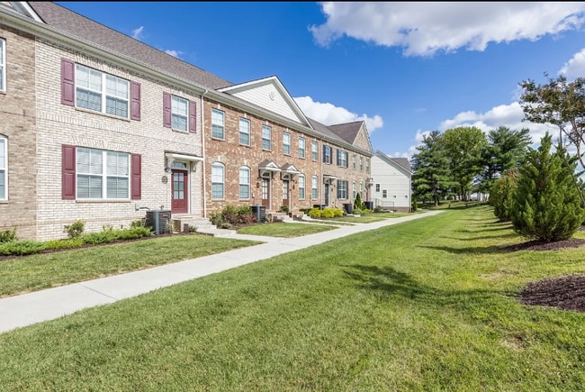 Photo - 204 Kinsale Dr