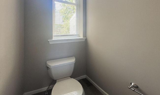 Photo - 126 N Edgewood St