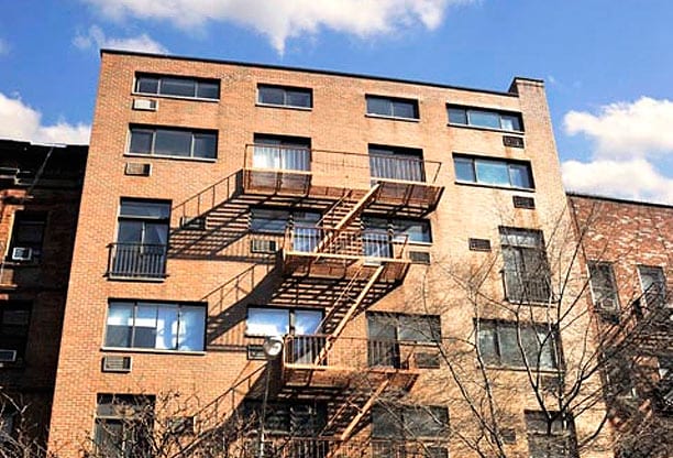 Photo - 425 E 80th St Apartment