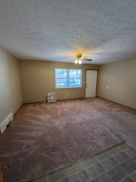 Photo - 108 Blue Jacket Cir