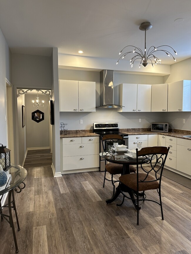 Photo - 242 Bridge St Unit 1