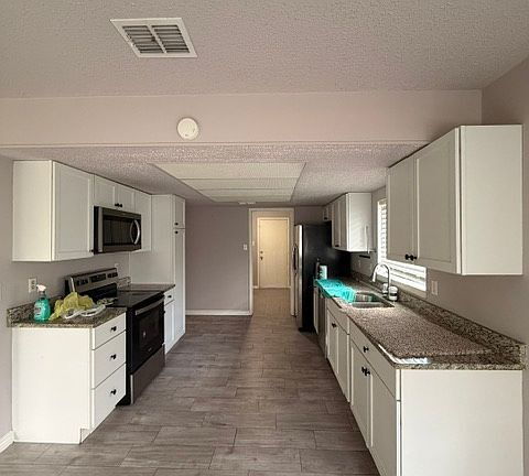 Photo - Well-maintained one story home