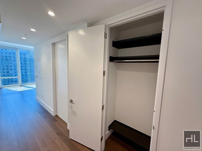 Photo - East 44th Street Unit 40K