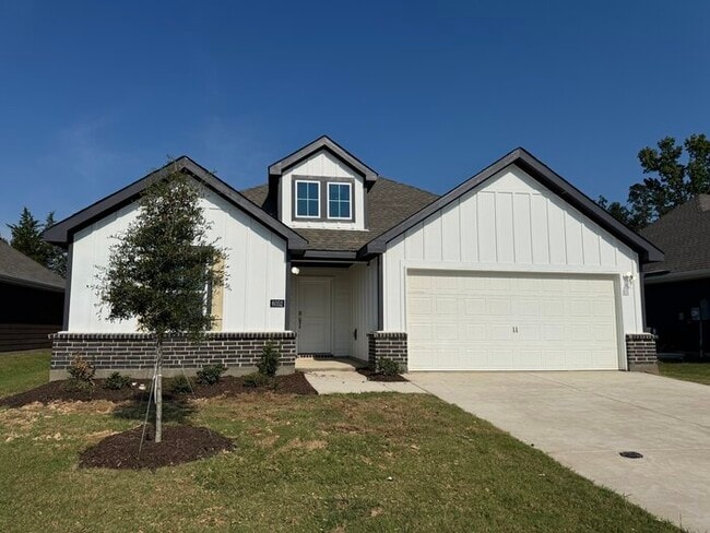 Photo - BRAND NEW 4-Bedroom Home in Lindale!