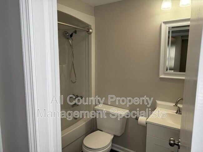 Photo - 2002 Greene St Unit #305