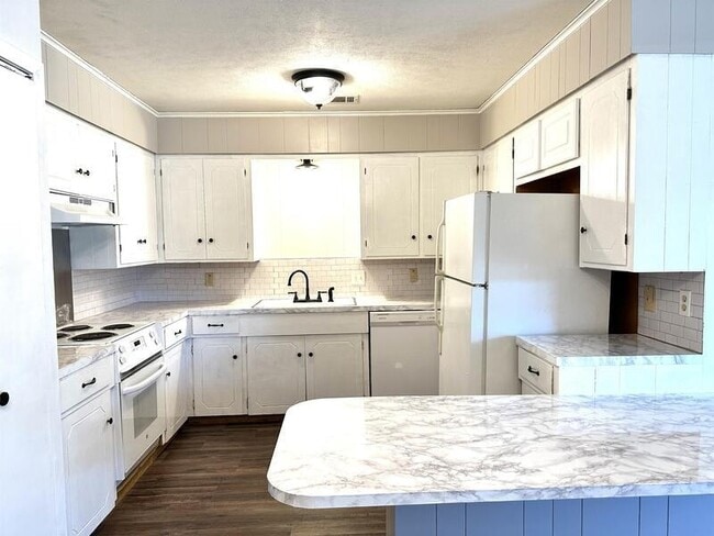 Photo - 2729 Mccarley Dr