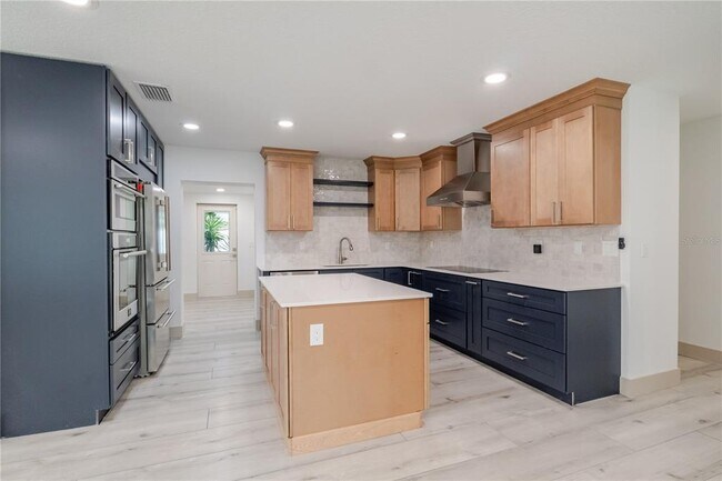 Photo - 4712 W Bay Ave