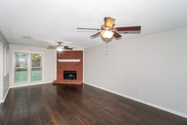 2776 Fletcher Park Cir E