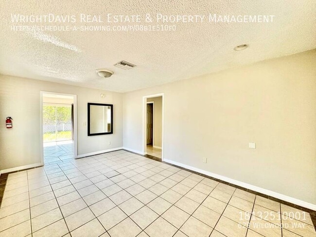 Photo - 629 Wildwood Way