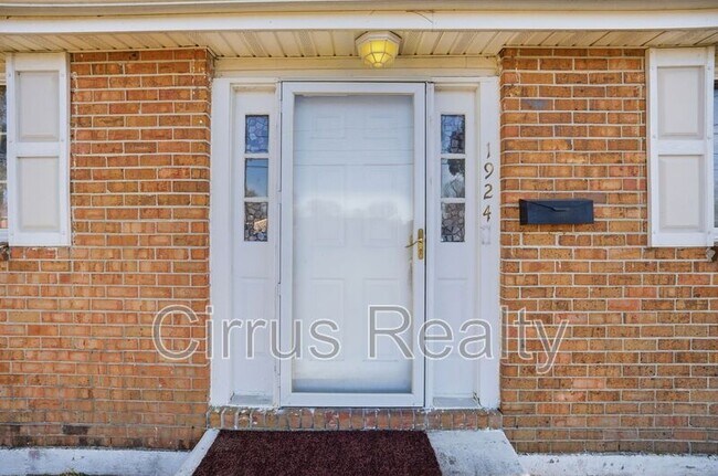 Photo - 1924 Zinzer Rd