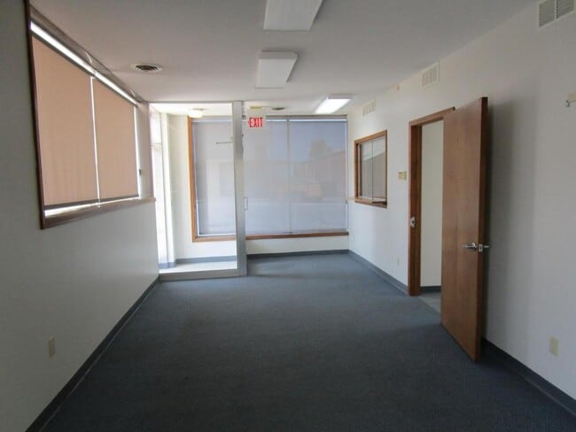 Photo - 310 N Elson St