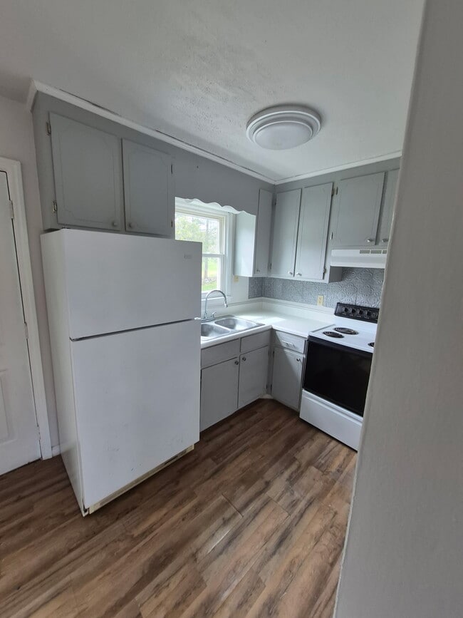 Photo - 108 Lewis Ln Unit 108 Lewis Lane