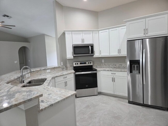 Photo - 815 SW 14th Ave