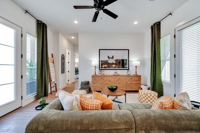 Photo - 1601 Mustang Dr