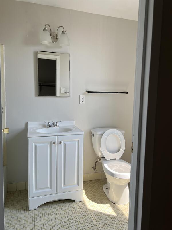 Photo - 967 Asylum Ave Unidad 5C