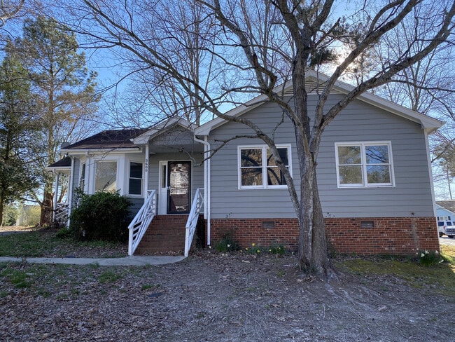 Building Photo - 3600 Ladywood Ct