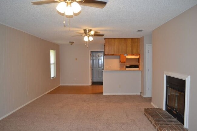 Photo - 2 bedroom, 1 bathroom duplex in Flint - To...