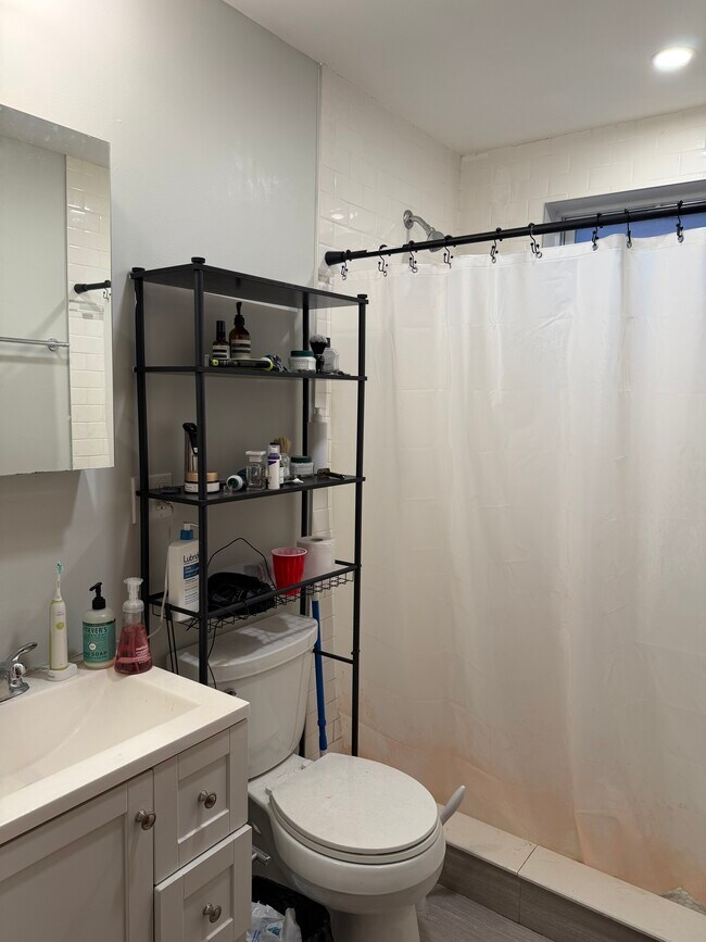 Photo - 174 Saint Alphonsus St Unit 2
