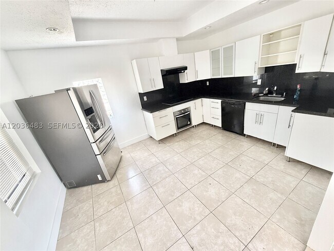 Photo - 1272 NE 145th St