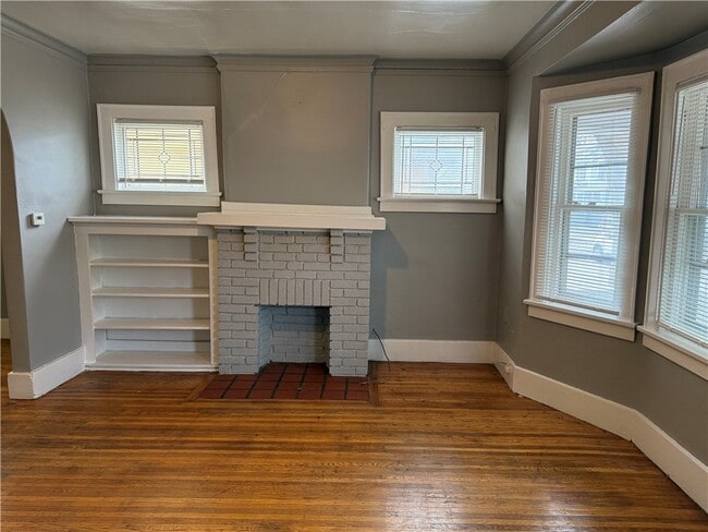 Photo - 93-95-95 Stratford Park