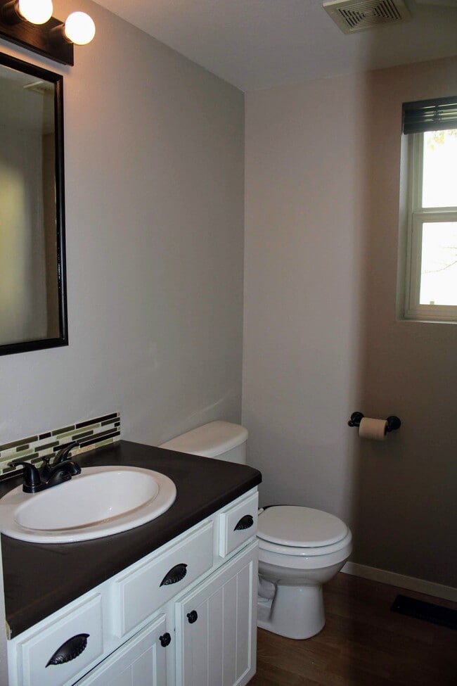 Photo - 401 Prairie Avenue